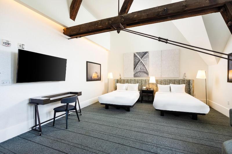 Junior Suite image 3