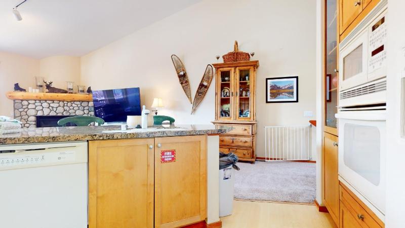 Snowcreek V 997 Panoramic Mountain Views Pet-Friendly - image 36