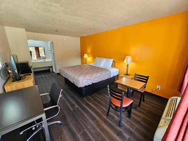 Single Room image 1