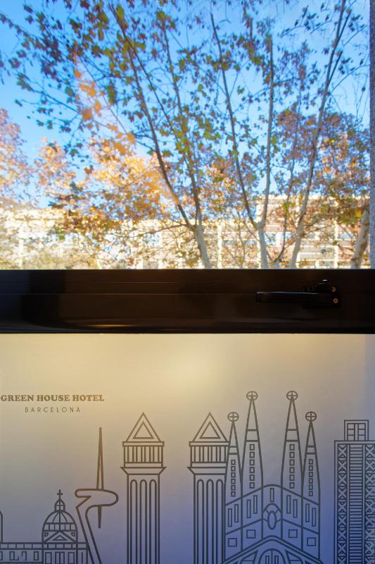 Green House Hotel - image 14