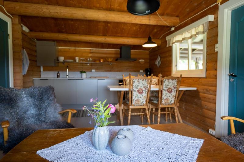 Deluxe Bungalow image 4