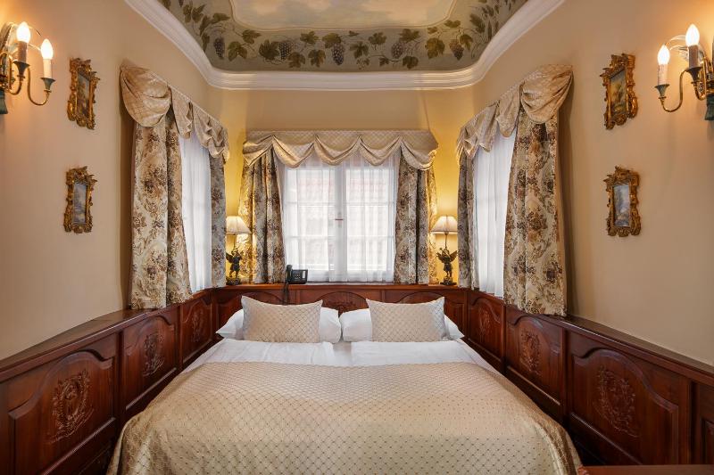 Tower Suite image 1