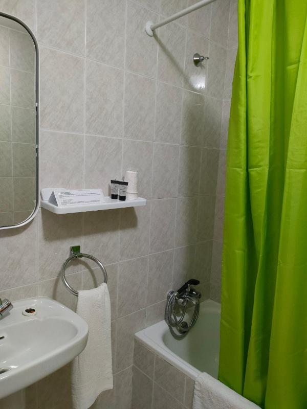 Economy Double Room image 2
