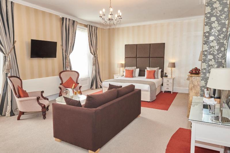 Deluxe Double Room image 4