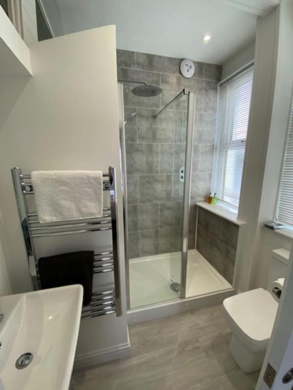 Deluxe King Room, Room 4 image 2
