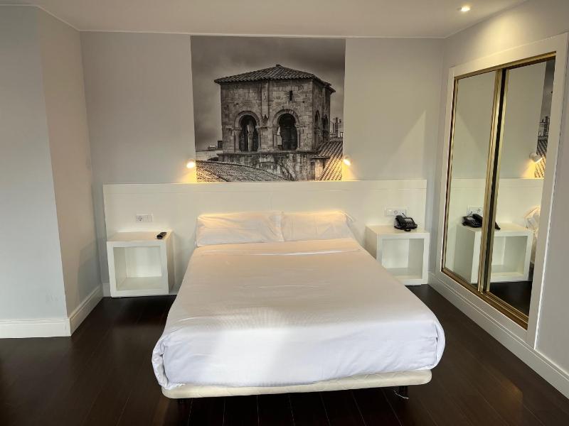 Hotel Gran Regente - image 31