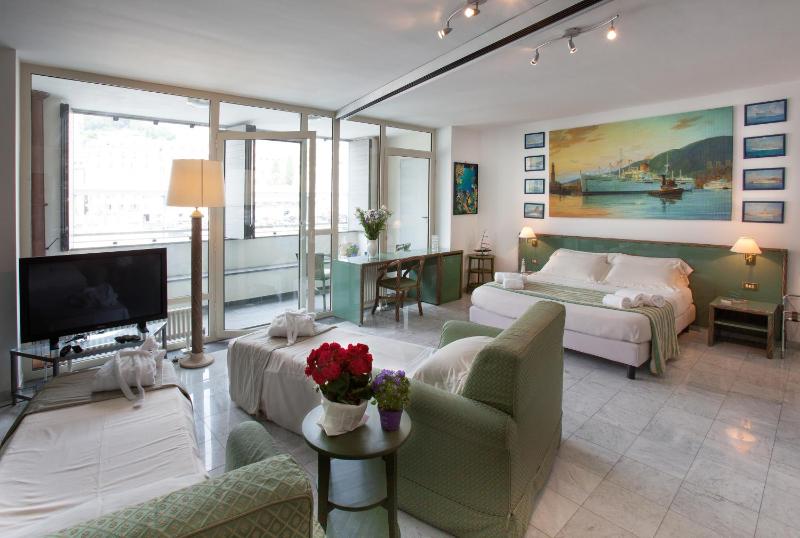 Apartment image 4