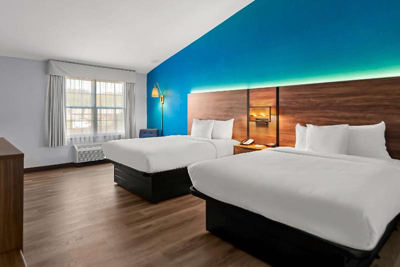Double Room with Two Double Beds - First Floor/Non-Smoking image 1