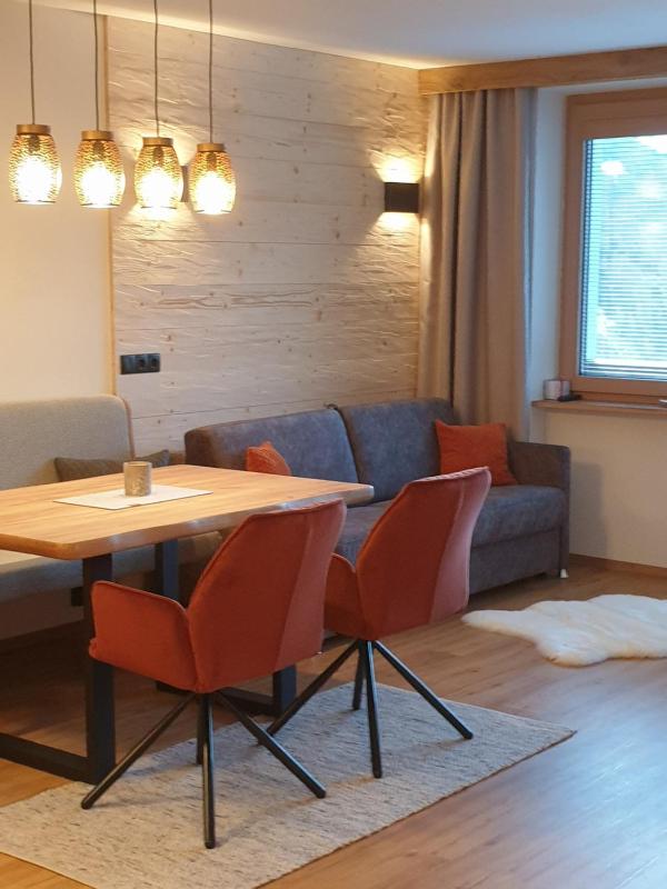 Apartment with Mountain View image 4
