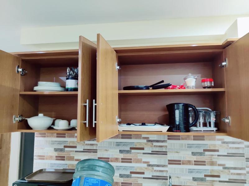 One-Bedroom Apartment image 1