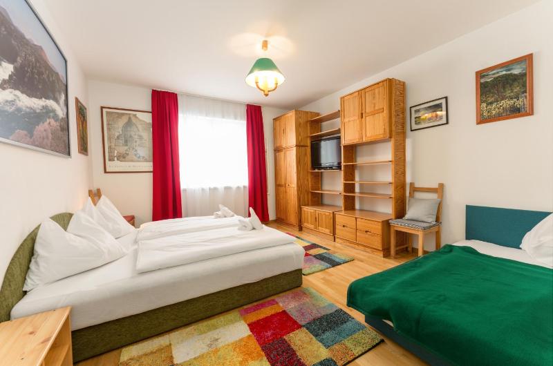 Ferienwohnungen Karoline by Schladming-Appartements - image 10