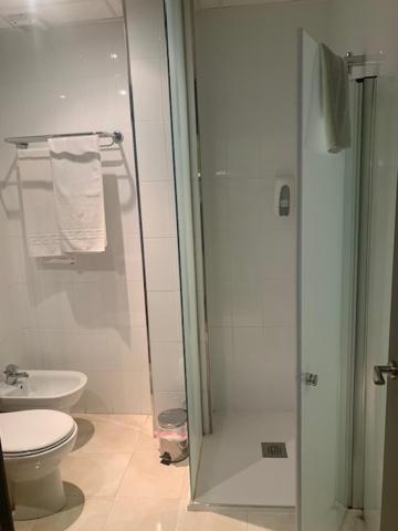 Single Room image 2