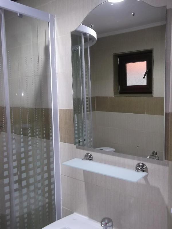 Double Room with Private Bathroom image 2