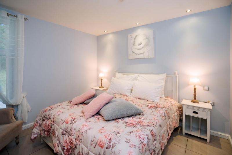 Three-Bedroom Villa image 3