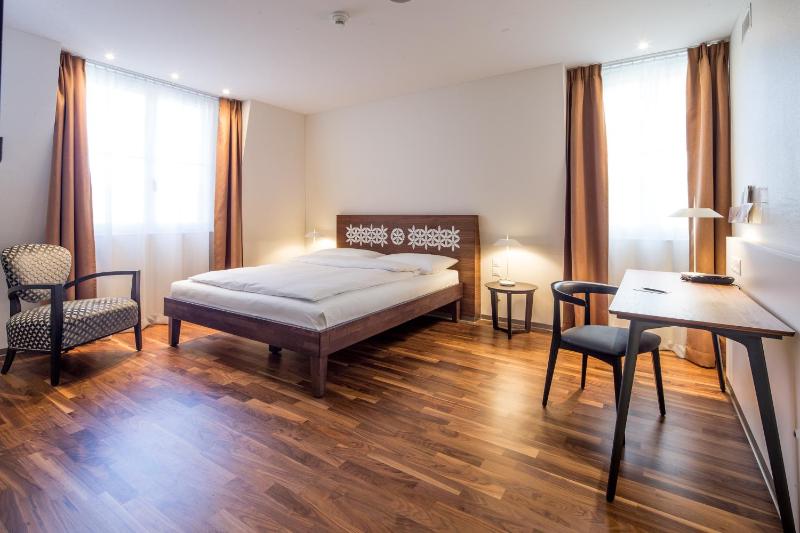 Villa Business Double Room image 4