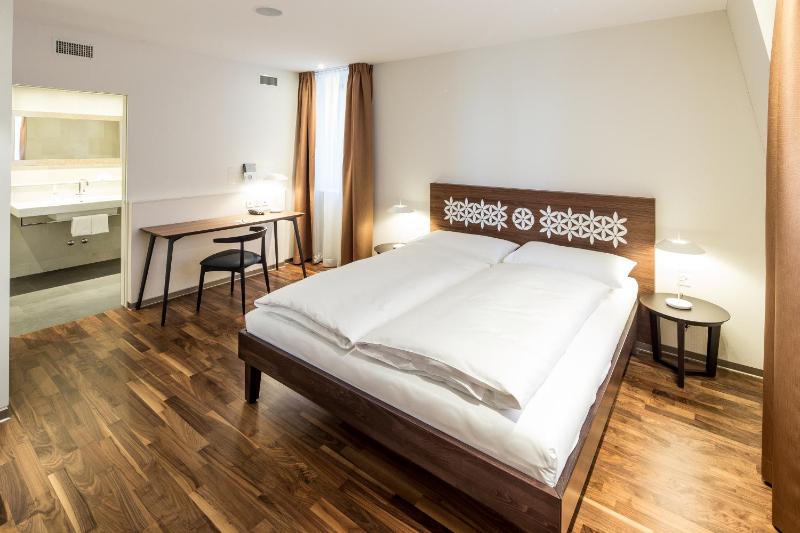 Villa Ambiente Double Room image 1