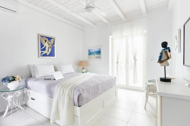 Luxury Villa in Kechria 2 - image 3