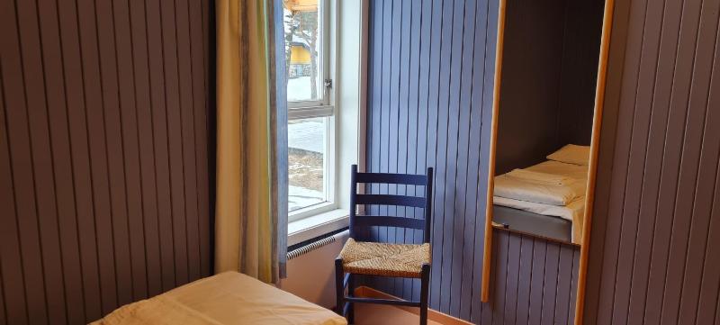 One-Bedroom Cottage image 2