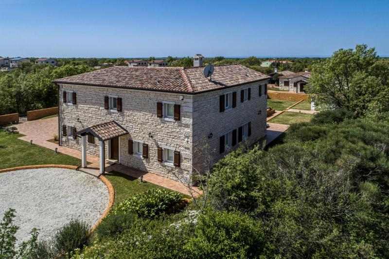 Villa Lux. Ema - image 4