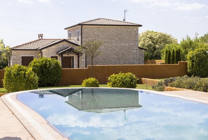 Villa Lux. Ema - image 6