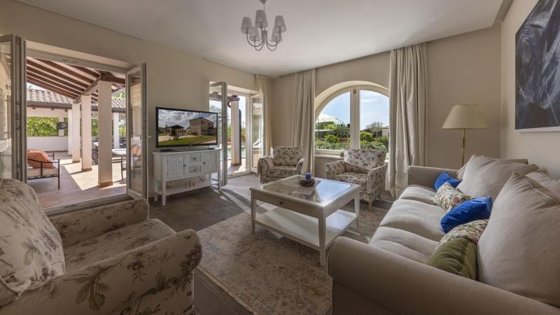 Villa Lux. Ema - image 8