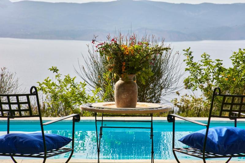 Luxury villa in Kechria - image 26