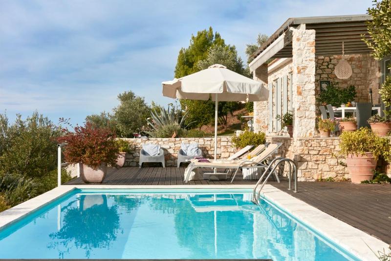 Luxury villa in Kechria - image 38