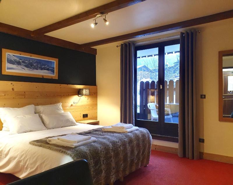 Double Room Mont Blanc side image 4