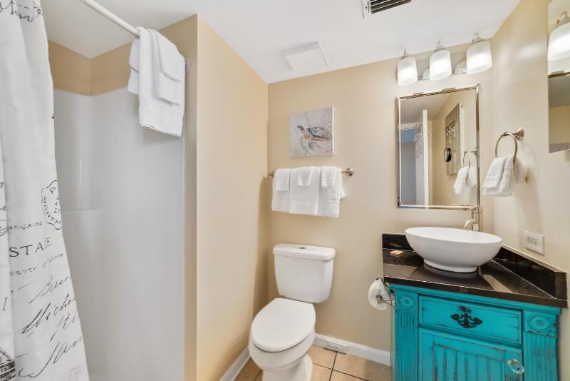 Surfside Shores 1503 - image 2