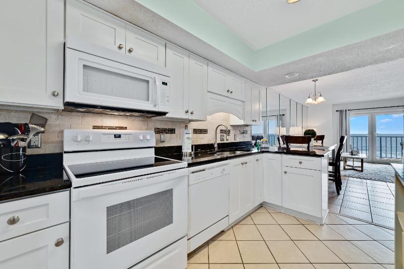 Surfside Shores 2306 - image 8