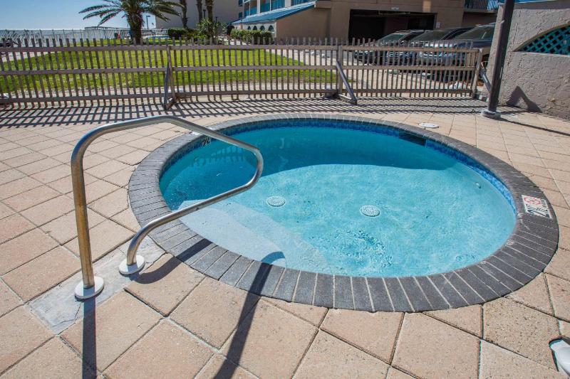 Surfside Shores 2804 - image 16