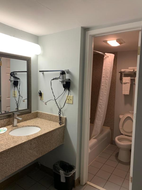 Two-Bedroom Suite - Non-Smoking image 2