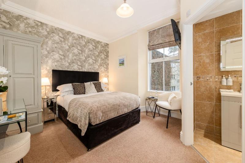 Wheatlands Lodge-Windermere - Award Winning - Adult Only - Free Car Park - image 16