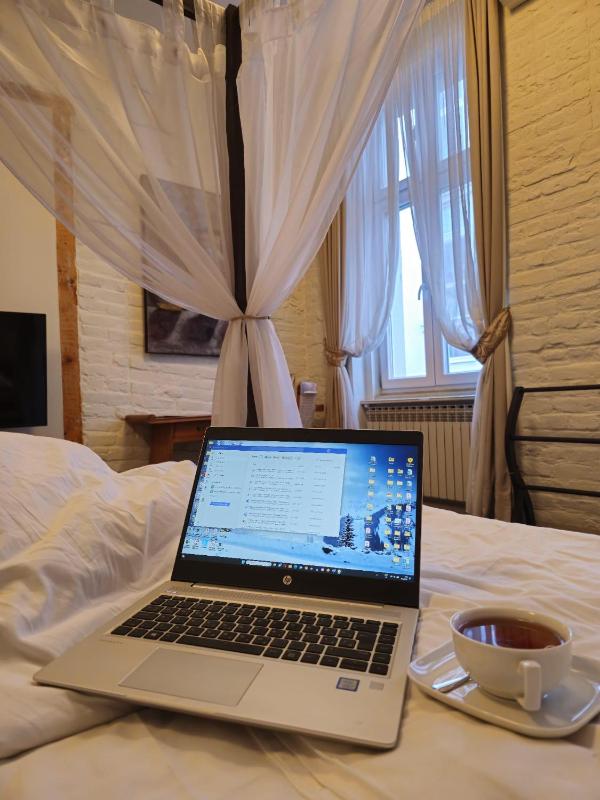 Luxury Suite image 2