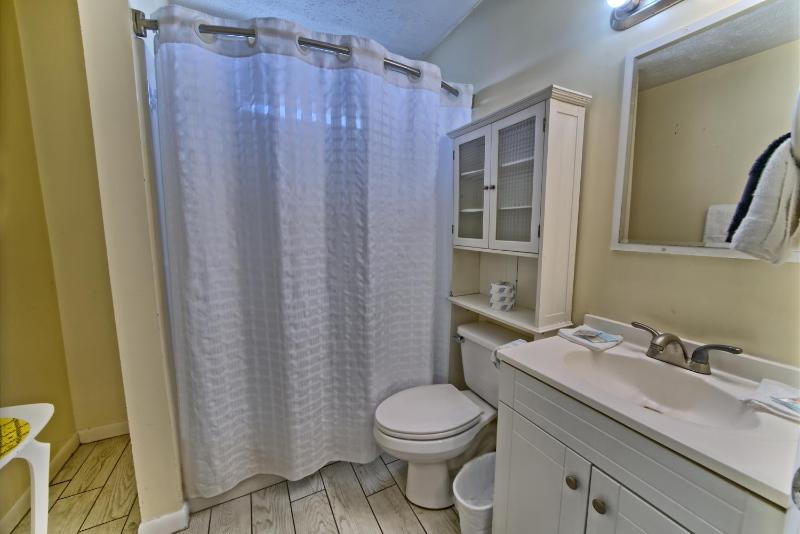 One-Bedroom Beachfront Villa 11 image 4