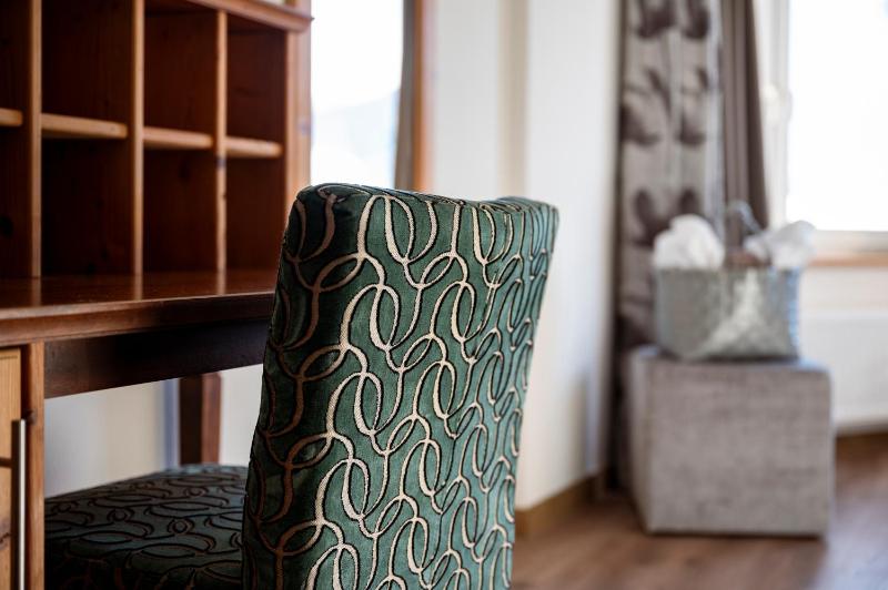 Classic Junior Suite image 3