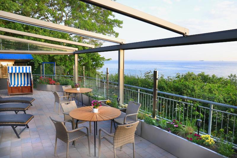 Single Room with Forest View image 3