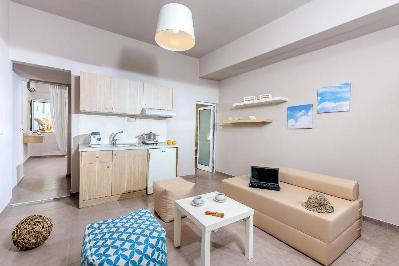 One-Bedroom Apartment image 3
