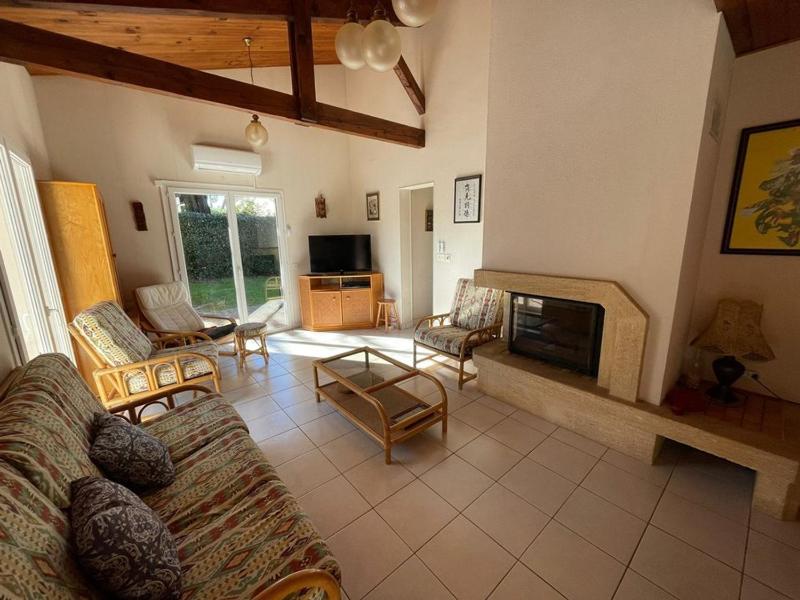 Maison Familiale Pres de la Plage avec Grand Jardin et Parking Prive - FR-1-413-108 - image 6