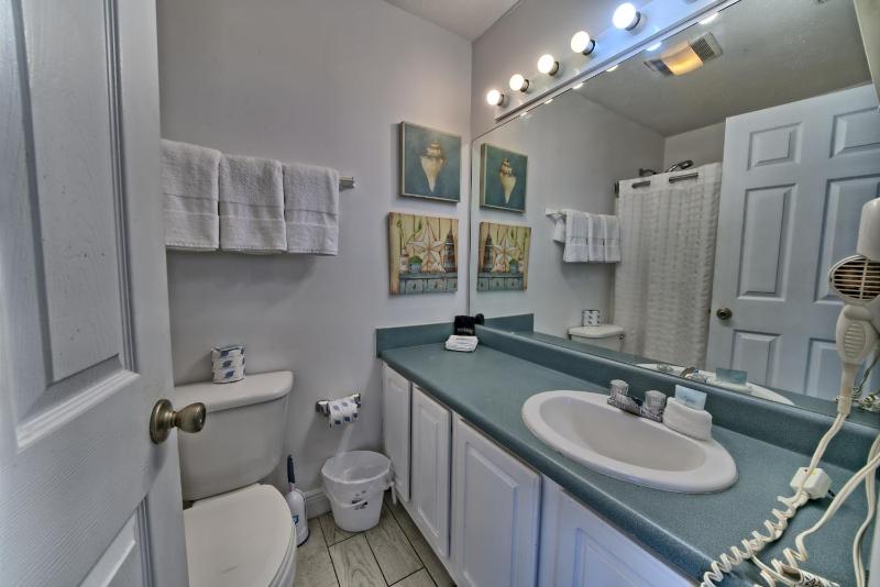 Two-Bedroom Beachfront Villa 17 image 4