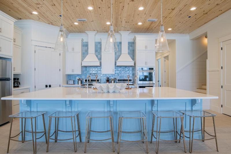 Seaside East And West 2 Properties - 24 Bedrooms - image 9