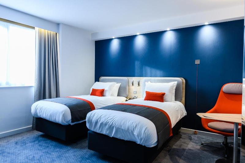 Standard Room with Free Hot Breakfast image 3