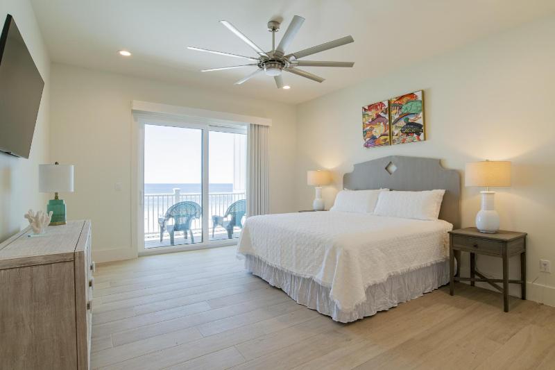 Seaside East And West 2 Properties - 24 Bedrooms - image 46
