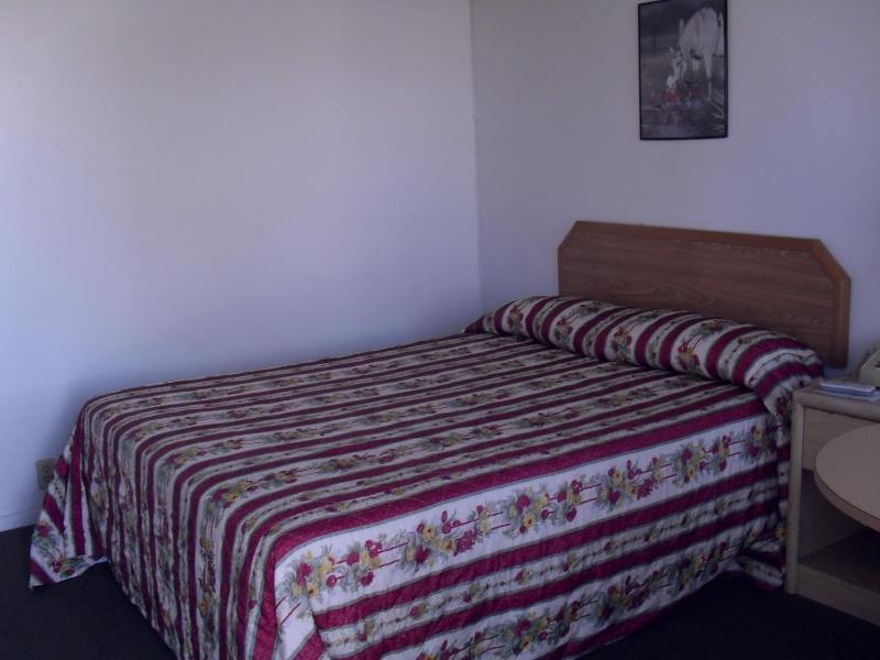 Budget Single Room image 1