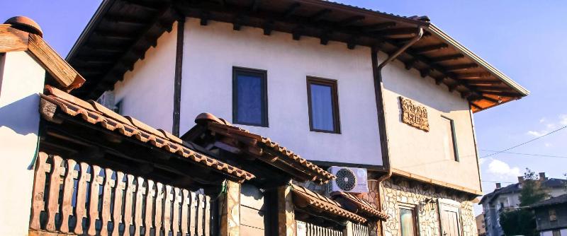 Two-Bedroom House image 2
