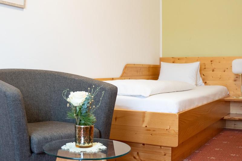 Single Room image 1