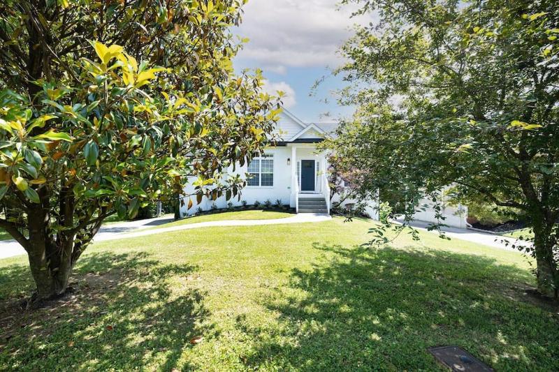 Four-Bedroom House image 3