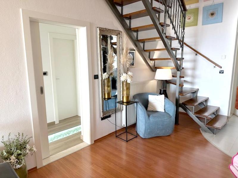 Spacious Apartment in Trogir with Parking - image 4