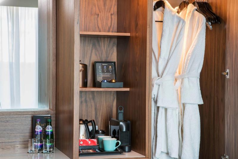 Premium Family Room, Guest room, 2 Double image 2