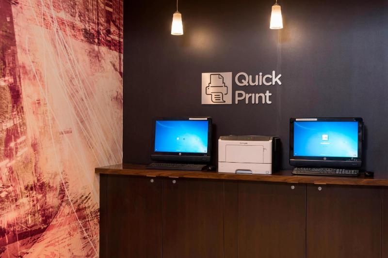 Courtyard by Marriott Louisville Downtown - image 18